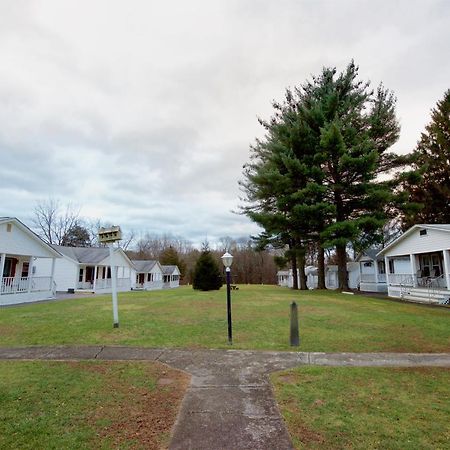 Myer Country Motel Milford Exterior foto